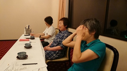 奥：3組八坂さん　中：7組北衛門さん　手前：9組平野さん